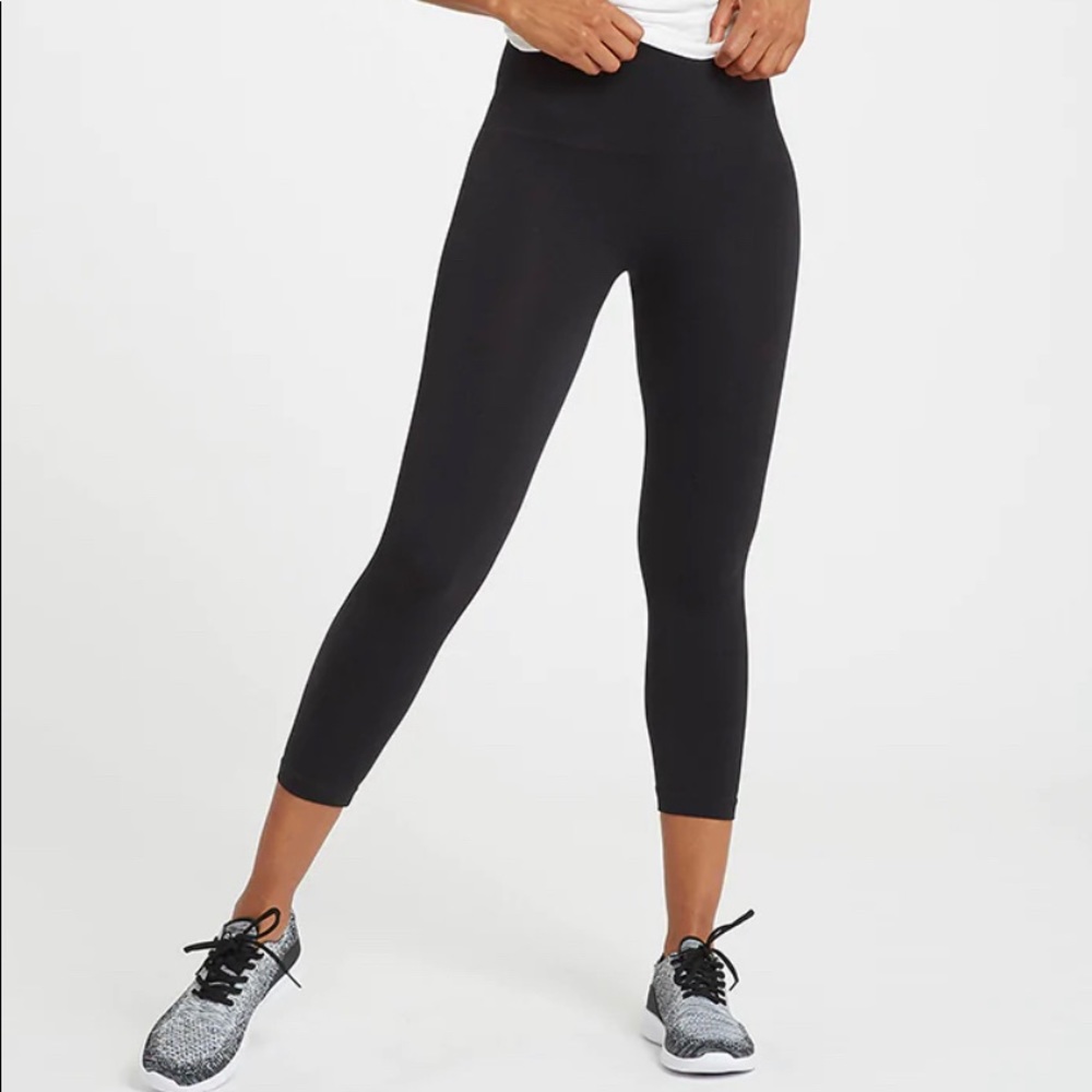 NEW SPANX Look at Me Now Seamless Cropped Leggings - XS